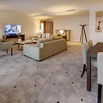 قصر 5* لوزان