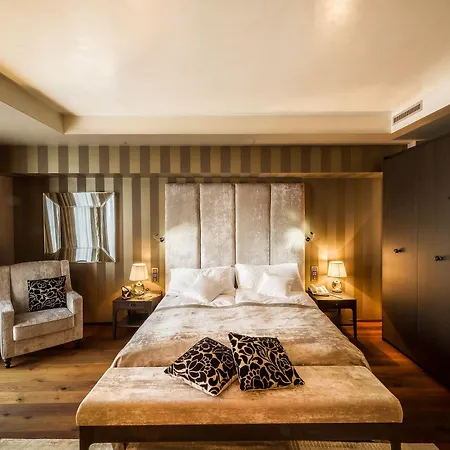 Palace 5*