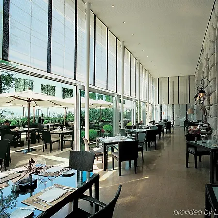 Palace Hotel 5*